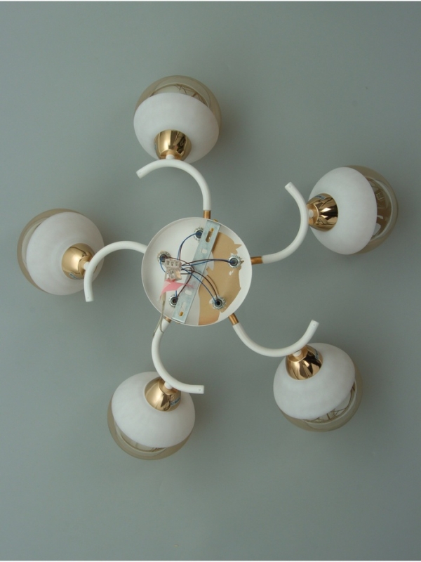 Люстра "Анден" 5хЕ27 40Вт бело-золотой 57х57х22 см