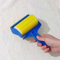 Ролик для чистки одежды с силиконовой щёткой Доляна, 20&times;11&times;7 см