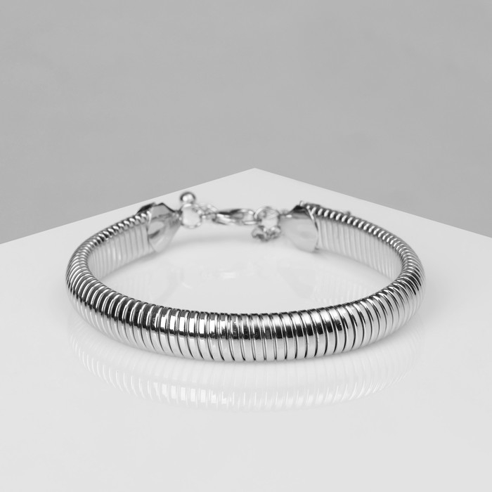 Браслет металл &laquo;Рельеф&raquo; узкий, 26 см, цвет серебро