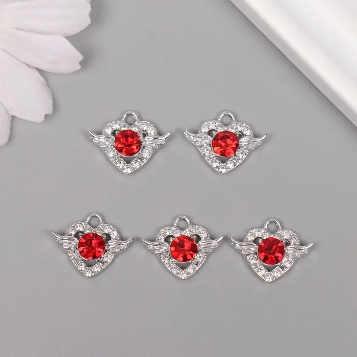 Декор для творчества металл, стразы "Сердце" серебро, красный 1,5х1,8х0,6 см