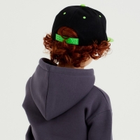 Бейсболка с прямым козырьком для мальчика MINAKU, размер 54, цвет чёрный/зеленый