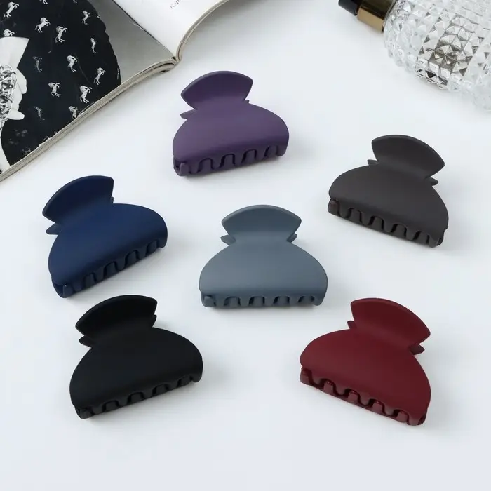 Крабик для волос &laquo;Леона&raquo;, классика матовый, 5.5 см, МИКС