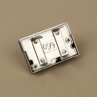 Застёжка для сумки, 4 &times; 2,8 см, цвет жемчужный серебряный