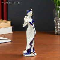 Сувенир керамика под фарфор "Девушка с веером" 20х7х6 см