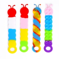 Развивающая игрушка &laquo;Гусеница&raquo; с присосками, МИКС