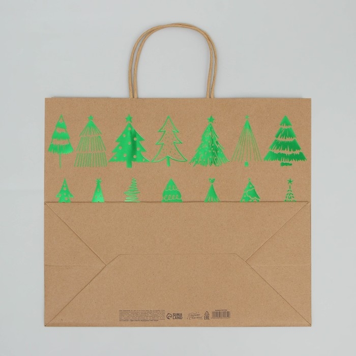 Пакет подарочный новогодний крафтовый Forest, 32 х 28 х 15 см, Новый год