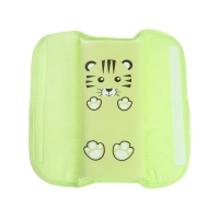 Подушка на ремень безопасности "Тигренок", салатовая