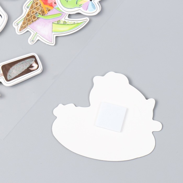 Наклейка картон 2 слоя "Модные крокодильчики" 17х12 см