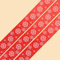 Лента атласная &laquo;Снежинки&raquo;, красная, 4 см х 5 метров