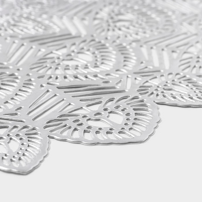 Салфетки сервировочные на стол Доляна &laquo;Цунами&raquo;, d=38 см, 4 шт, цвет серебро