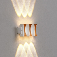 Светильник фасадный &laquo;Элегант&raquo;, FSD-042, 6 Вт, 3000К, 3 луча, IP65, 220 В, пластик, белый