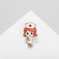 Значок &laquo;Медсестричка&raquo; с журналом, цветной в золоте