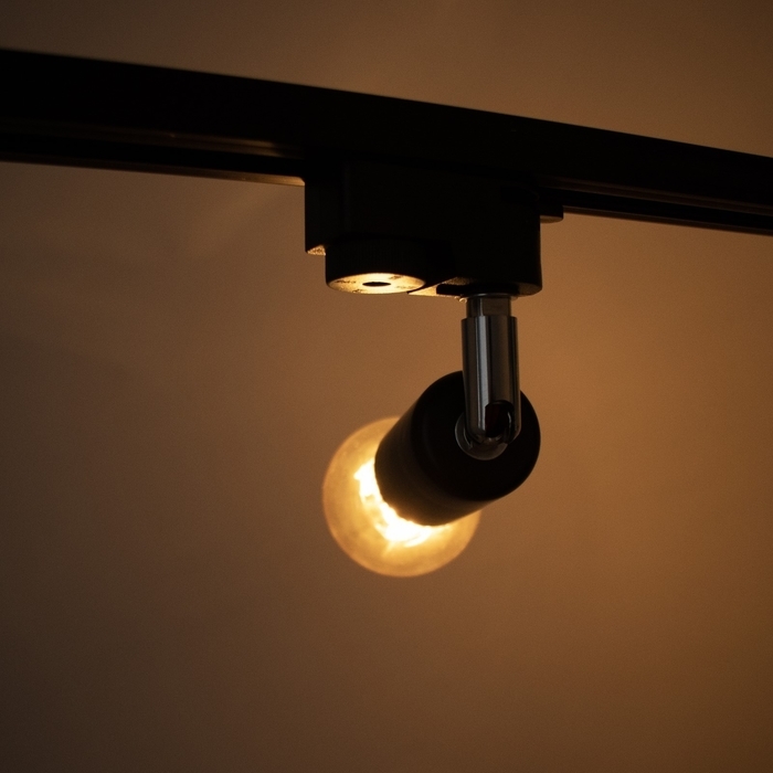 Светильник трековый "Спот" Е27 40Вт черный 3,5х5,5х15см