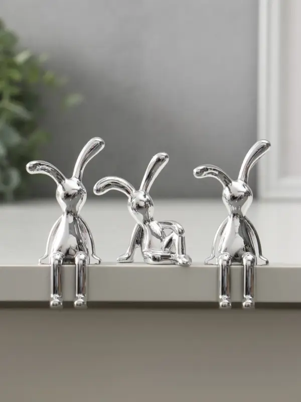 Сувенир пластик "Длинноухие зайцы" серебро набор 3 шт 3х8,7х4,4 см 2,5х5,5х5,7 см