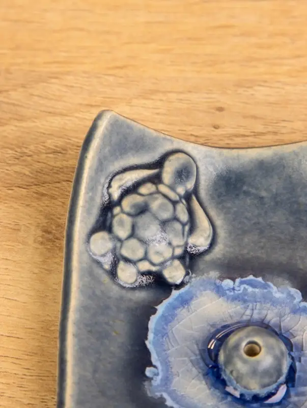 Подставка под благовония "Черепашки в море" керамика, цв. голубой, 10,5х8,5х3,5 см