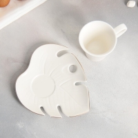 Чайная пара керамическая &laquo;Белая монстера&raquo;, кружка 100 мл, блюдце 15х14 см, цвет белый