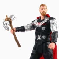Фигурка MARVEL &laquo;Мстители. Тор с короткими волосами&raquo;, коллекционная, с оружием, световые эффекты