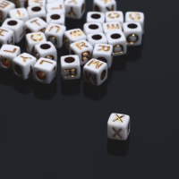 Бусина из акрила &laquo;Буквы английские&raquo; МИКС, кубик 6&times;6 мм, (набор 10 г), цвет бело-золотой