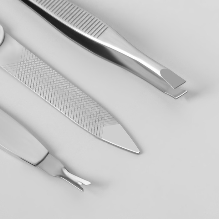 Набор маникюрный, 6 предметов, в футляре, цвет чёрный