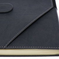 Ежедневник недатированный А5, 140л, клетка, к/зам, с ручкой, в подар. короб., Серый Ежедневник недатированный А5, 140л, клетка, к/зам, с ручкой, в подар. короб., Серый