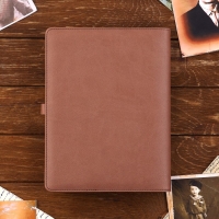 Родословная книга со встроенной флешкой 16 Gb «Наше фамильное дерево», 17,5 х 23 см. Родословная книга со встроенной флешкой 16 Gb «Наше фамильное дерево», 17,5 х 23 см.