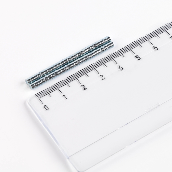 Магнит неодимовый , размер 1 шт. &mdash; 3 &times; 3 &times; 2 мм, набор 50 шт.