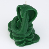 Новогодняя свеча интерьерная &laquo;Новый год: Змея на монетках&raquo;, зелёная, 78 х 61 х 52