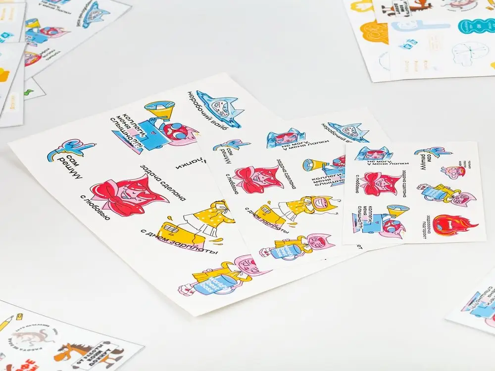 Наклейки бумажные Sticker Pack на заказ, M