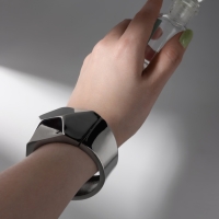 Браслет металл &laquo;Манжета&raquo; углы, цвет серебро