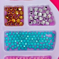 Набор для бисероплетения &laquo;Волшебные бусины&raquo; в чемодане