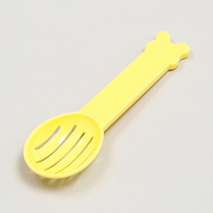 Туалет-туннель с лопаткой для грызунов Туалет-туннель с лопаткой для грызунов "Пижон", 14,5 х 7 х 7 см, жёлтый