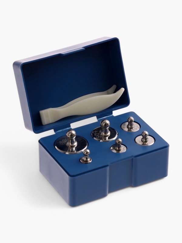 Весы лабораторные, с набором гирь 200 г. Весы лабораторные, с набором гирь 200 г.