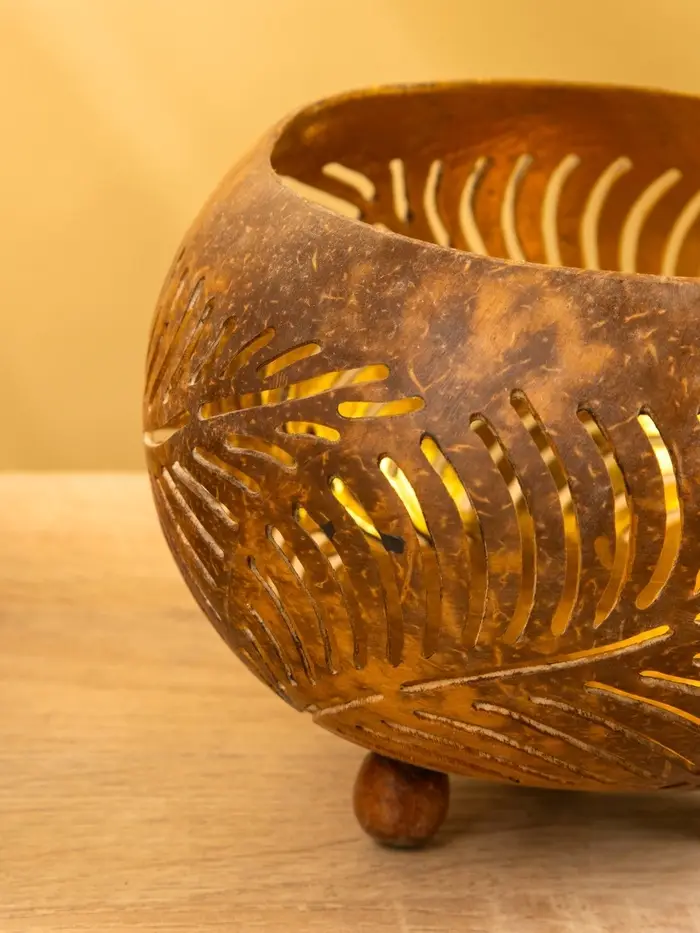 Подсвечник из кокоса, 15&times;15&times;13 см, коричневый