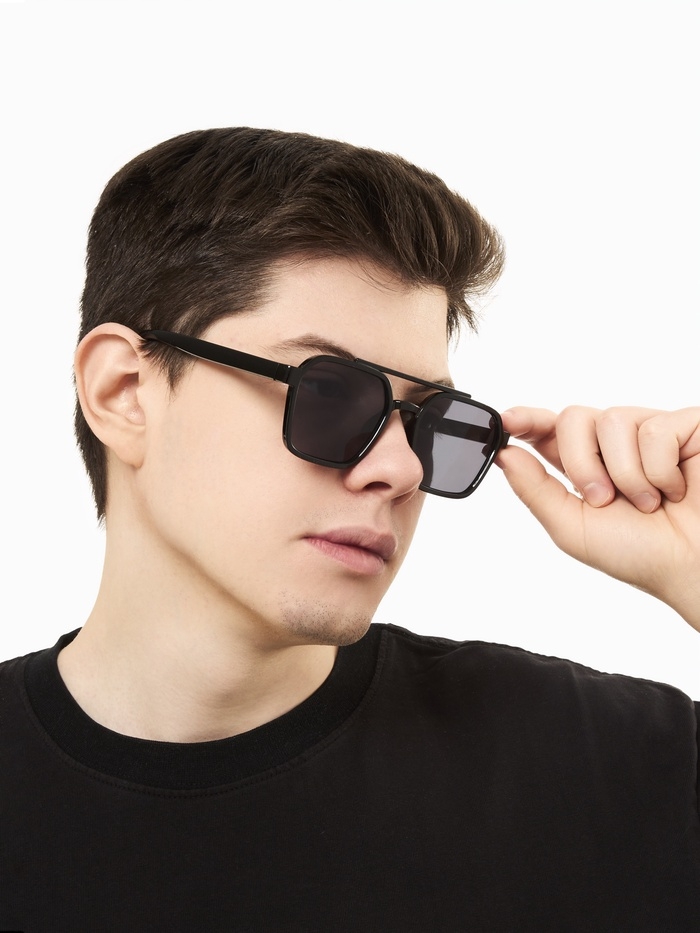 Очки солнечные, uv 400, ширина 15 см, дужка 15 см, линза 5 х 4.2 см