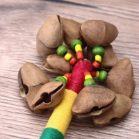 Сувенирный музыкальный инструмент "Маракас" махагон, орехи кемири, 20х12х3 см Сувенирный музыкальный инструмент "Маракас" махагон, орехи кемири, 20х12х3 см