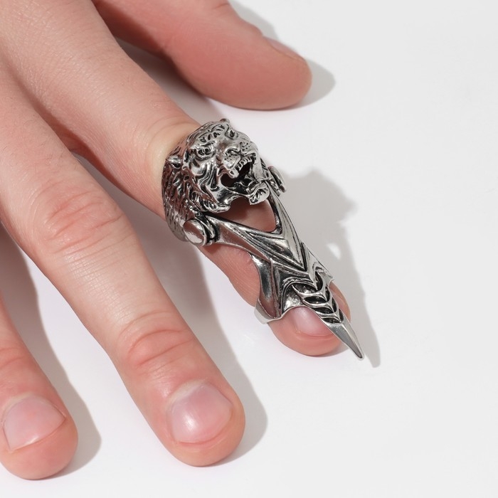 Кольцо «Коготь» тигр, цвет чернёное серебро, 20 размер Кольцо «Коготь» тигр, цвет чернёное серебро, 20 размер