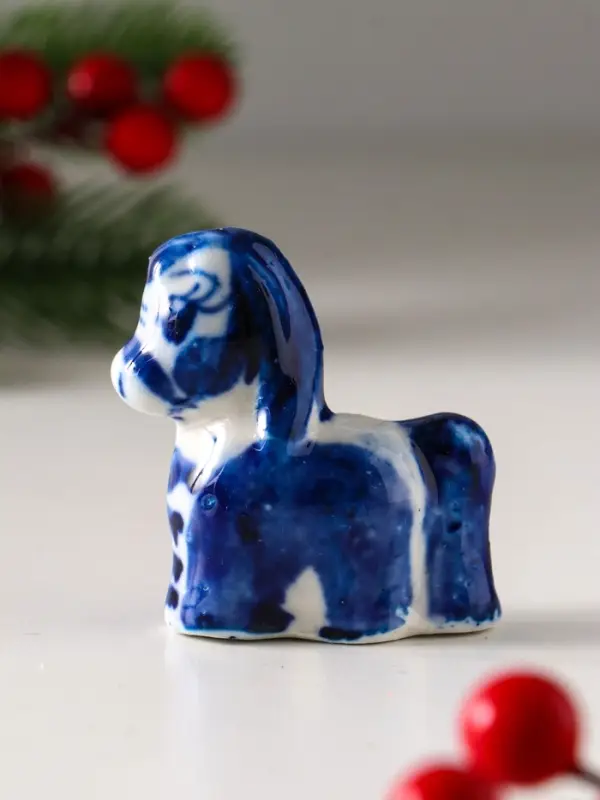 Сувенир "Конь Ураган", 5х5 см, гжель