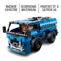 Конструктор на пульте управления &laquo;Спецтехника&raquo;, 2 варианта сборки: автокран, грузовик, радиоуправление, на батарейках, 401 деталь