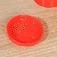 Крышка сливная, ТО-82 мм, винтовая, пластик, цвет МИКС