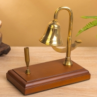 Колокол настольный с подставкой для ручки 10&times;18&times;18 см, латунь, дерево