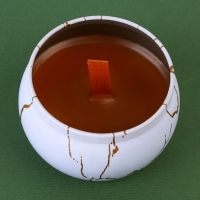 Ароматическая свеча из пчелиного воска &laquo;Тайны света&raquo;, аромат морской бриз, 6 х 6 х 4 см.