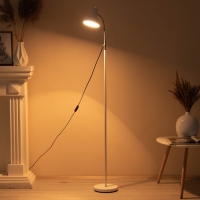 Торшер "Десп" E27 40Вт белый 21х21х165 м Торшер "Десп" E27 40Вт белый 21х21х165 м