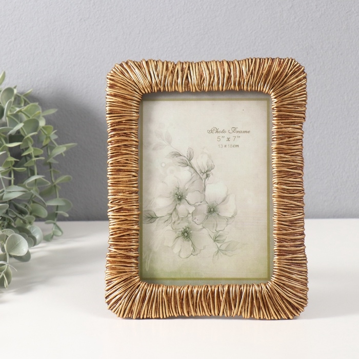 Фоторамка полистоун 13х18 см Фоторамка полистоун 13х18 см "Золотые лианы" 1,5х17,5х22,5 см