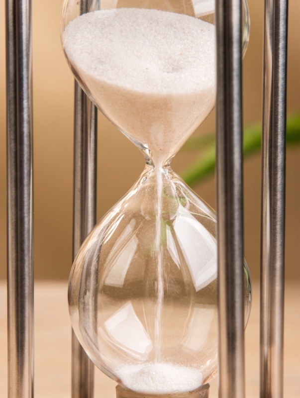 Песочные часы Песочные часы "Стороны света" 7,5х7,5х19 см, дерево, сталь