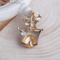 Брошь &laquo;Корабль&raquo; паруса, красная в золоте