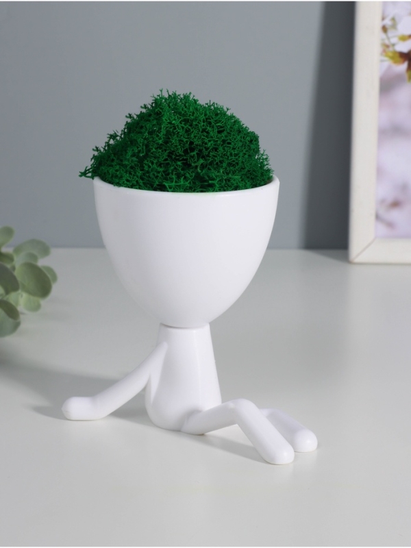 Кашпо пластиковое "Мистер Грин на чиле" 10*10,5*7,3 см белый