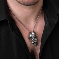 Кулон унисекс &laquo;Череп&raquo; половина, цвет чернёное серебро, 60 см