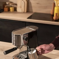 Кофеварка рожковая Virtuoso+ XP444C10 с ручным капучинатором