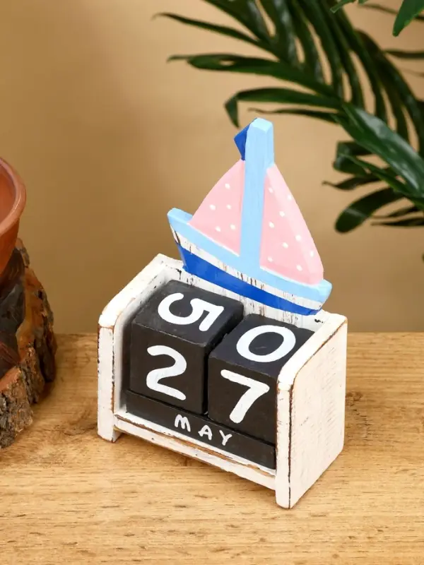 Календарь настольный &laquo;Парусник&raquo;, 18&times;10.5&times;5.5 см, дерево, розовый