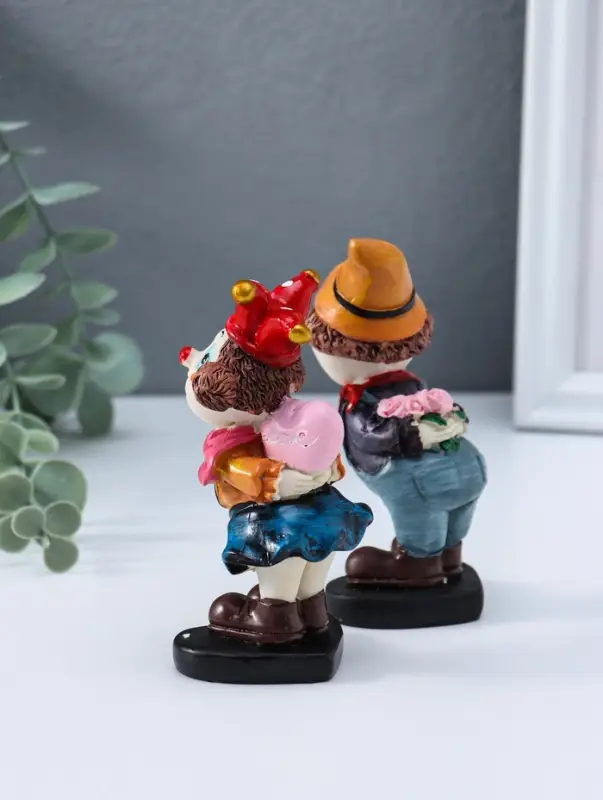 Сувенир полистоун "Клоуны - признание в любви" набор 2 шт 5,2х5х11,5 см